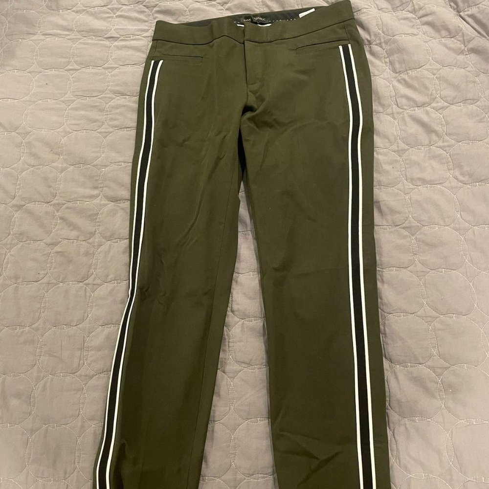 Banana Republic Olive Green Sloan Slide Striped Pants, Size 2